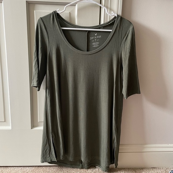 American Eagle Soft and Sexy Tee - Picture 4 of 6